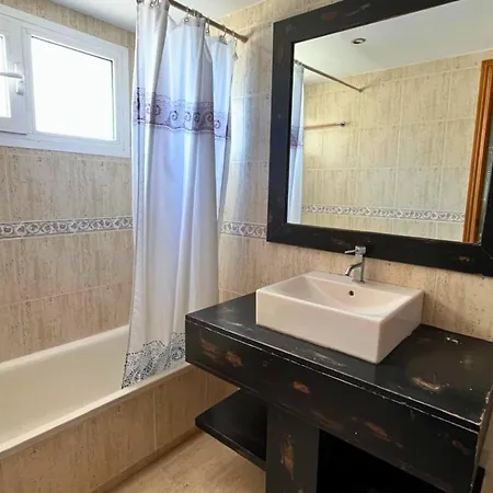 Apartment Flat With Swimming Pool And Parking Playa Mutxavista In
